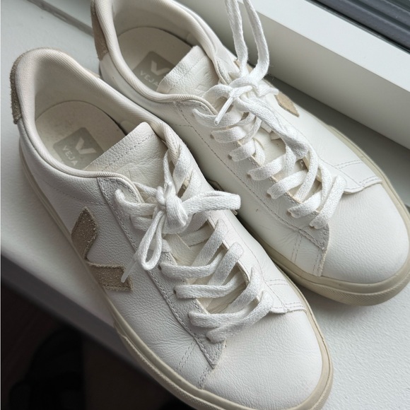 Veja Women's Cream and Tan Sneakers - Picture 2 of 5